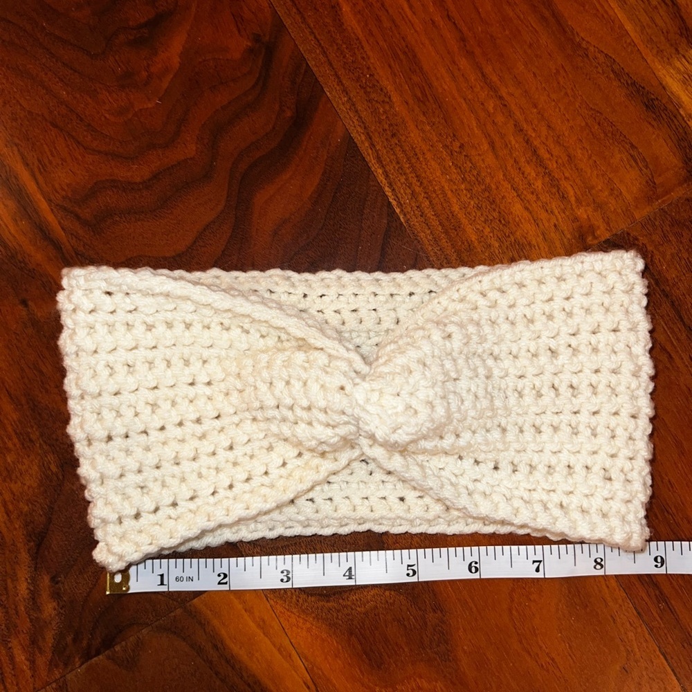 Hand Made Crocheted Headband! 😊 - Picture 3 of 7